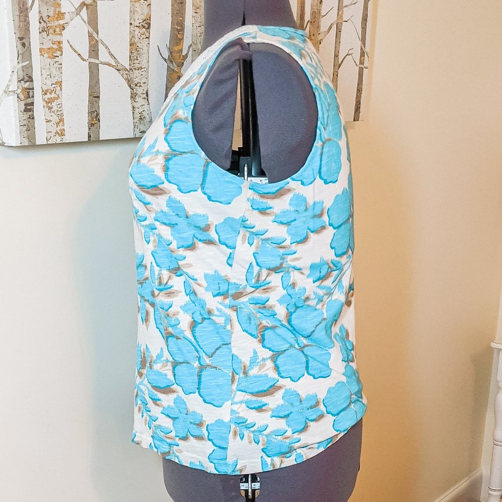 ~*Falls Creek Blue Crochet Neck Tank - Size XL*~ - Picture 2 of 9